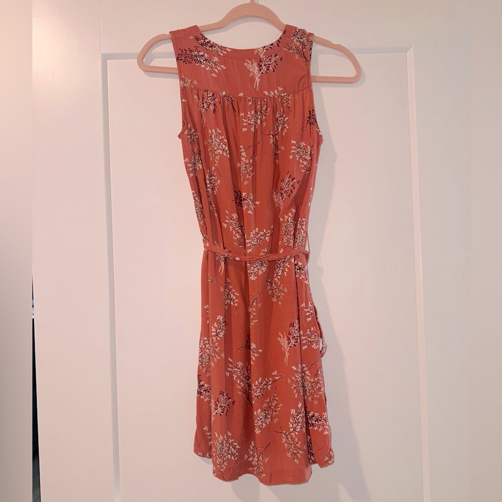 Ann Taylor Loft Floral Rayon Dress, size XS
